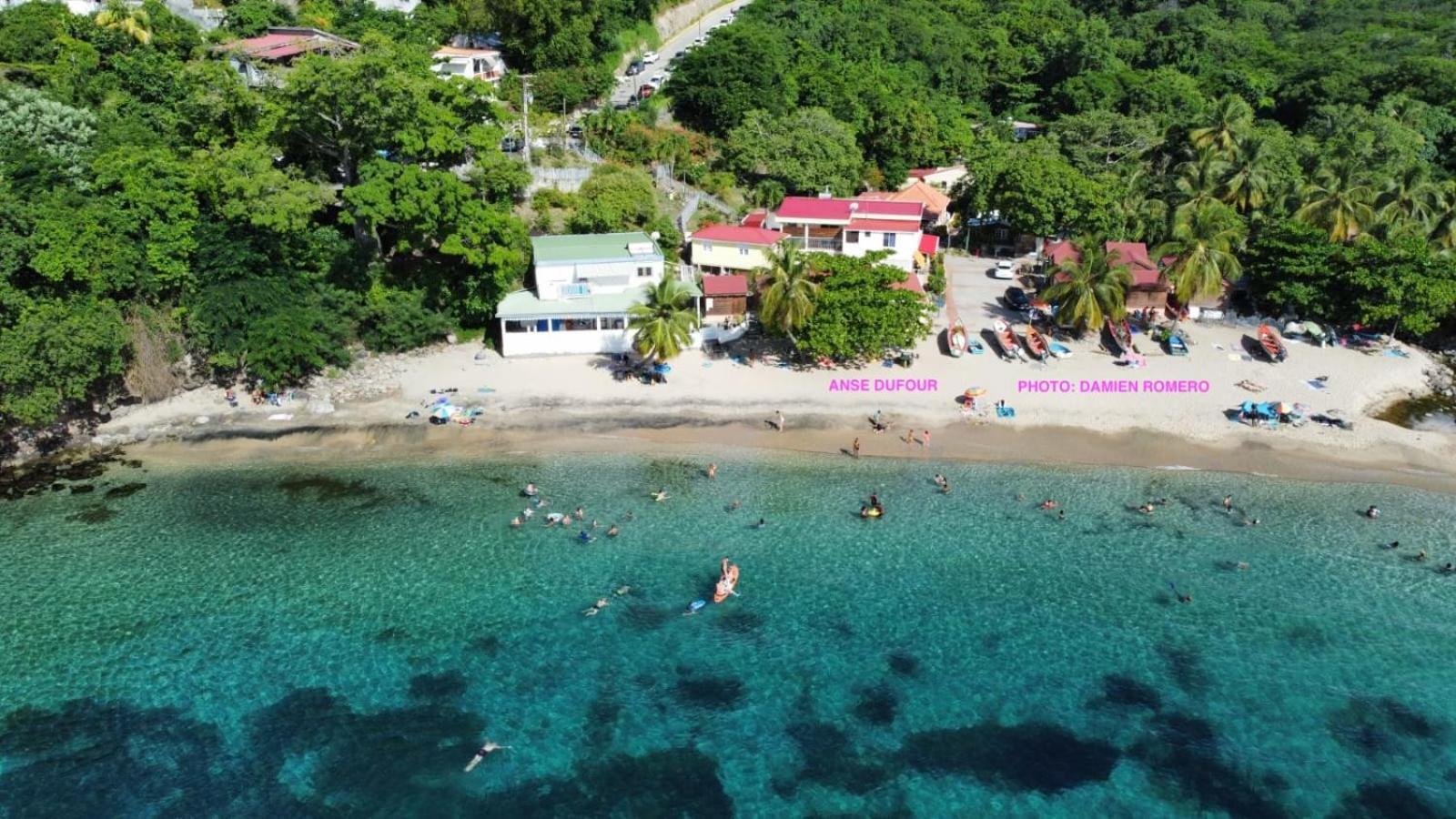 Bungalow "Doussin' Kreyol", Au Calme A 150M De La Plage Grande Anse ภายนอก รูปภาพ