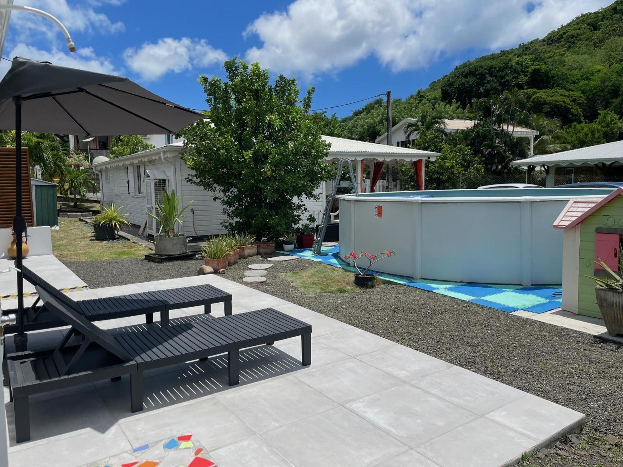 Bungalow "Doussin' Kreyol", Au Calme A 150M De La Plage Grande Anse ภายนอก รูปภาพ